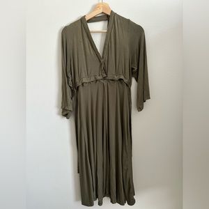 Lila labor and delivery gown